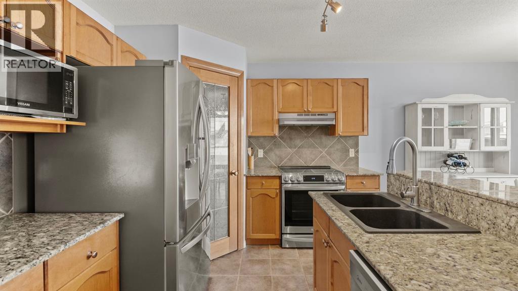 158 Covemeadow Road Ne, Calgary, Alberta  T3K 6E7 - Photo 2 - A2282210