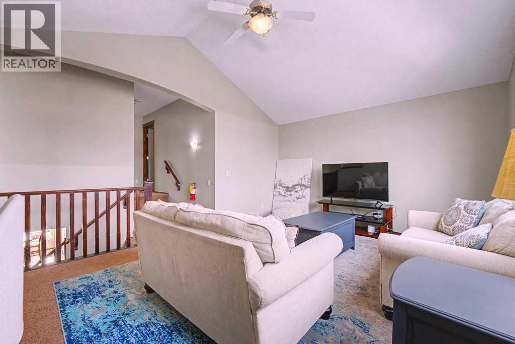 154 New Brighton Lane Se, Calgary, Alberta T2E 0E2 - Photo 26 - A2284696