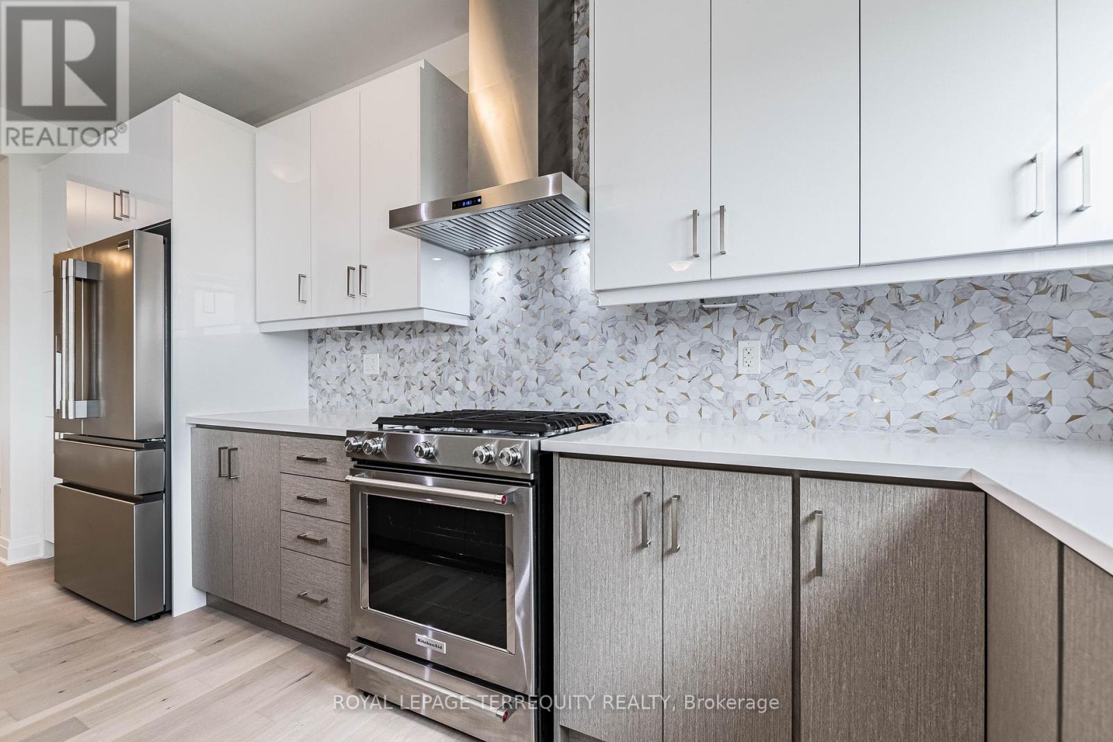 150 Forestwalk Street, Kitchener, Ontario  N2R 0S9 - Photo 15 - X12789342