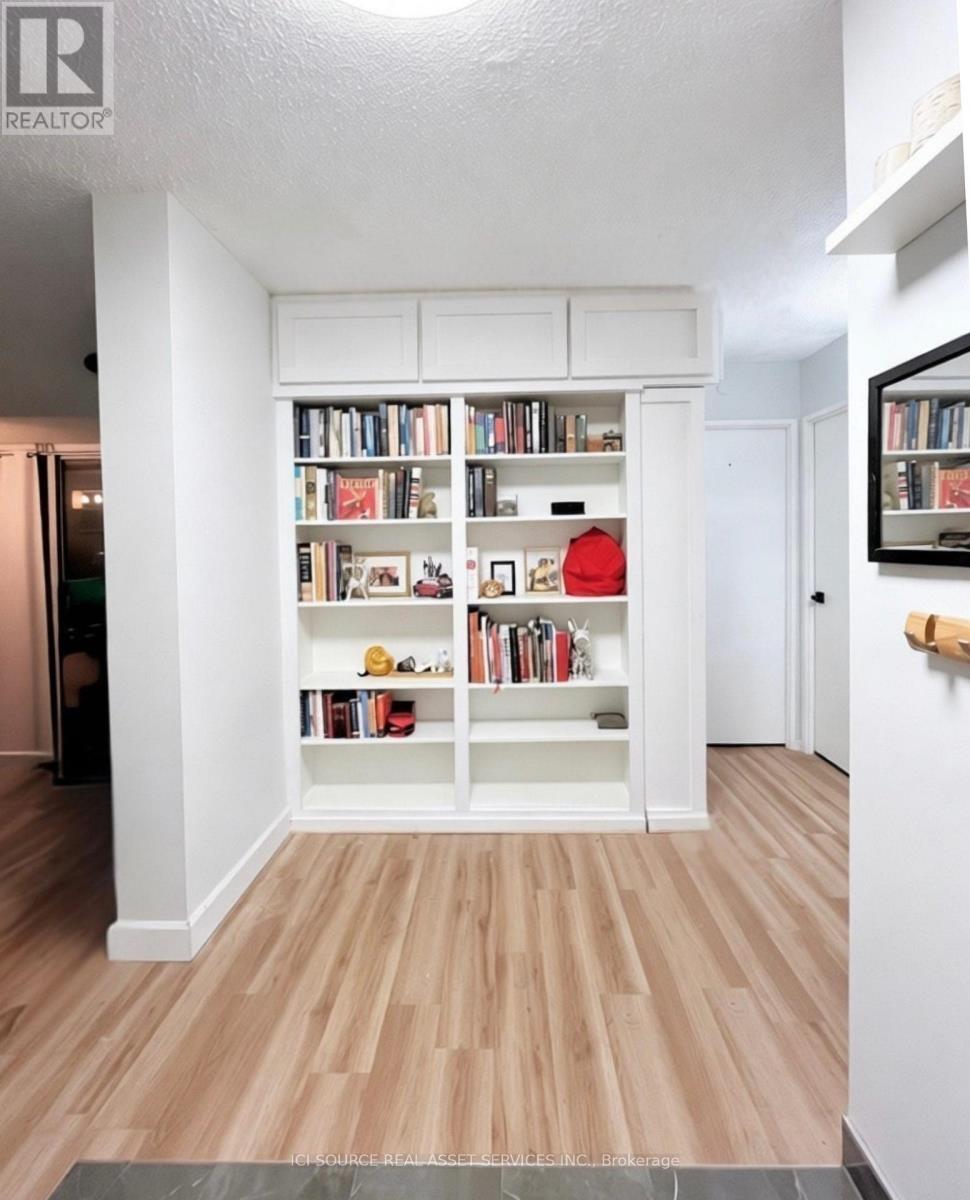 2002 - 265 Poulin Avenue, Ottawa, Ontario  K2B 7Y8 - Photo 2 - X12789376