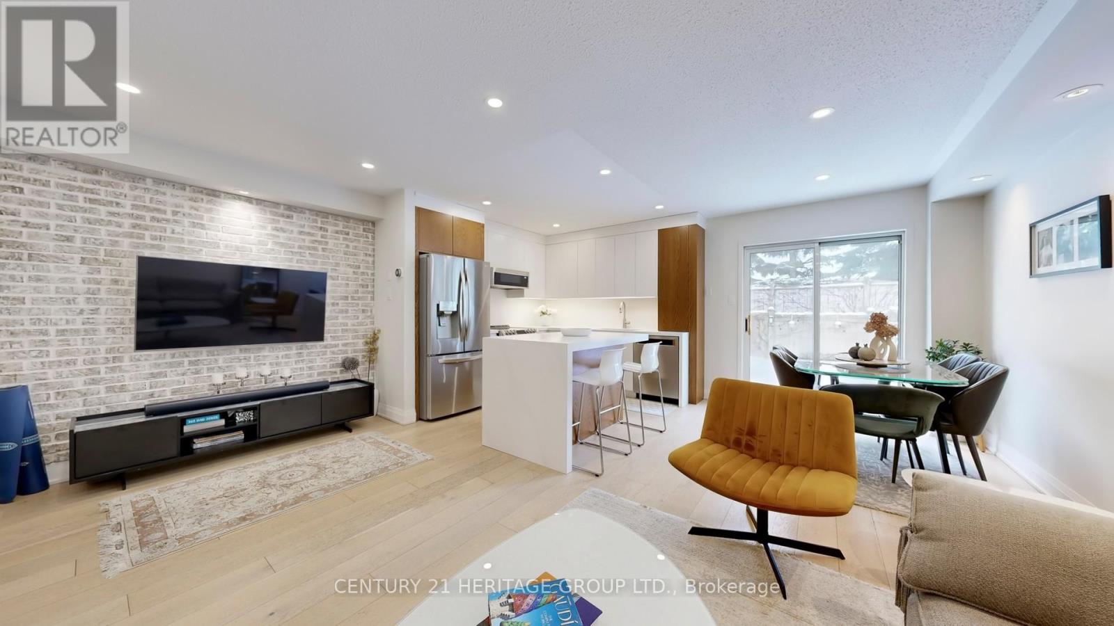 35 Kelso Crescent, Vaughan, Ontario  L6A 2C7 - Photo 7 - N12789372