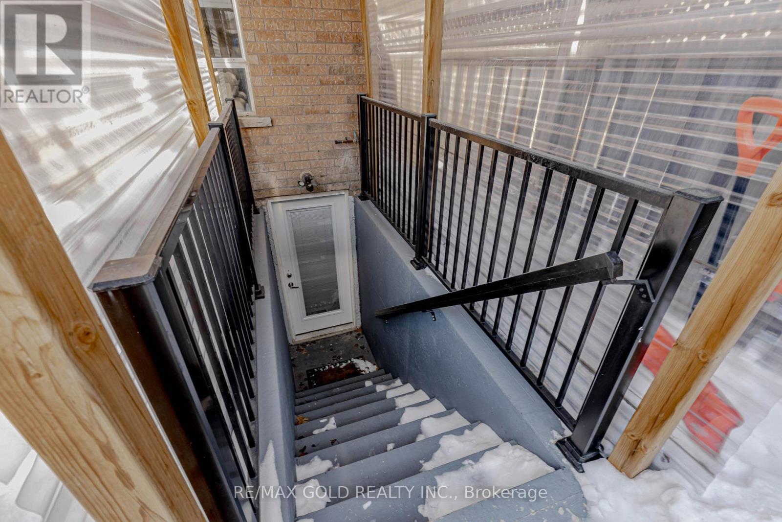 2 Oranmore Crescent, Brampton, Ontario  L6X 0J9 - Photo 38 - W12789160