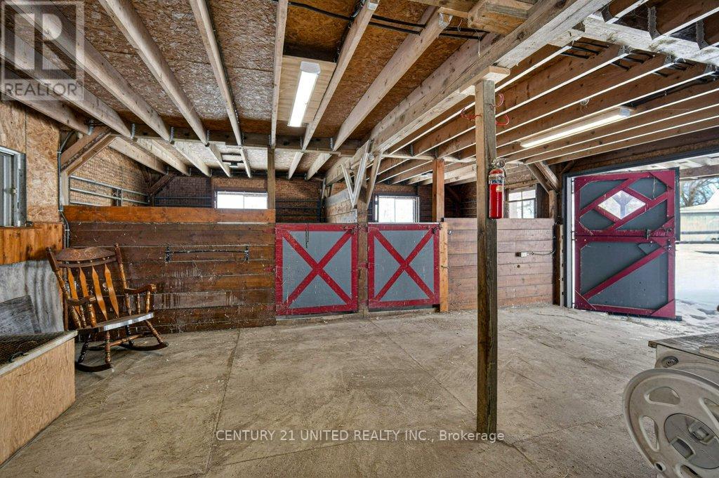 1074 First Line, Douro-Dummer, Ontario  K0L 3A0 - Photo 30 - X12787932