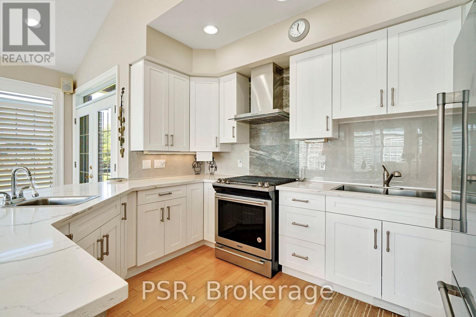 2884 Sunnydale Lane, Ramara, Ontario L0K 1B0 - Photo 13 - S12789468