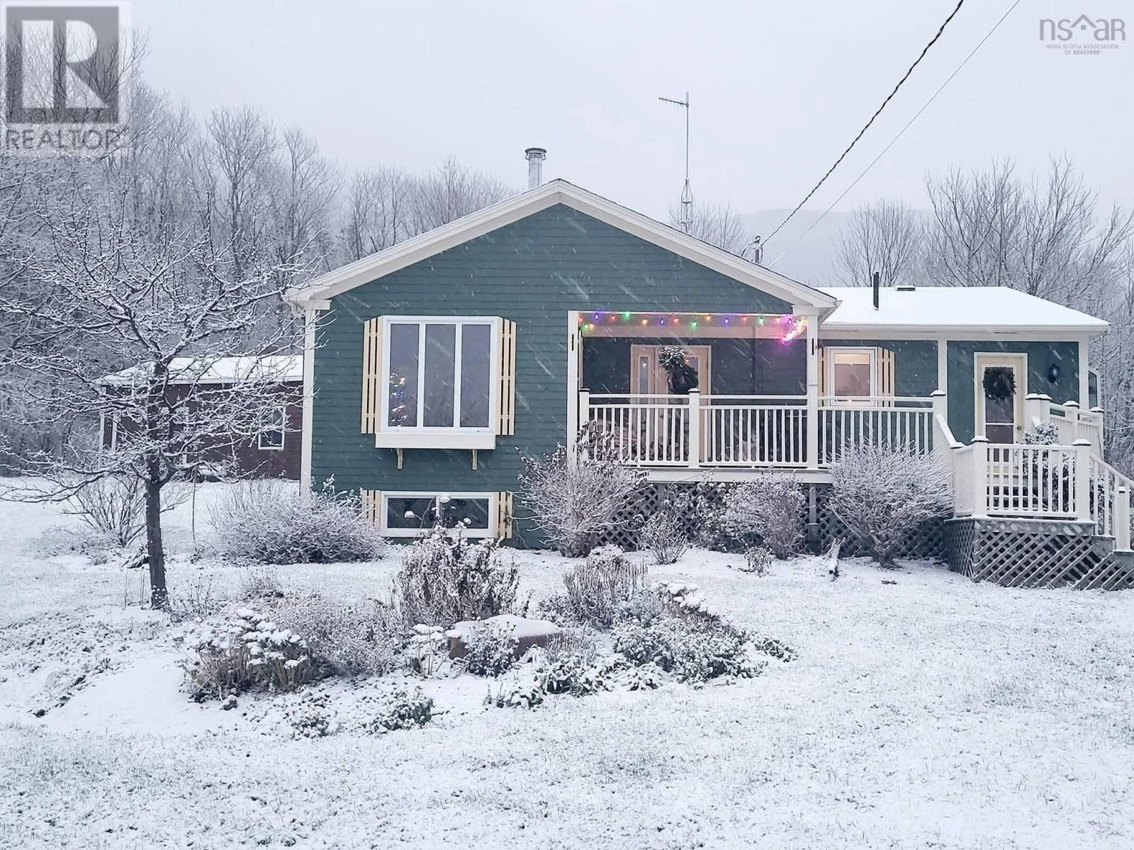 1302 Macgarry Road, Grand Étang, Nova Scotia  B0E 1H0 - Photo 14 - 202602749