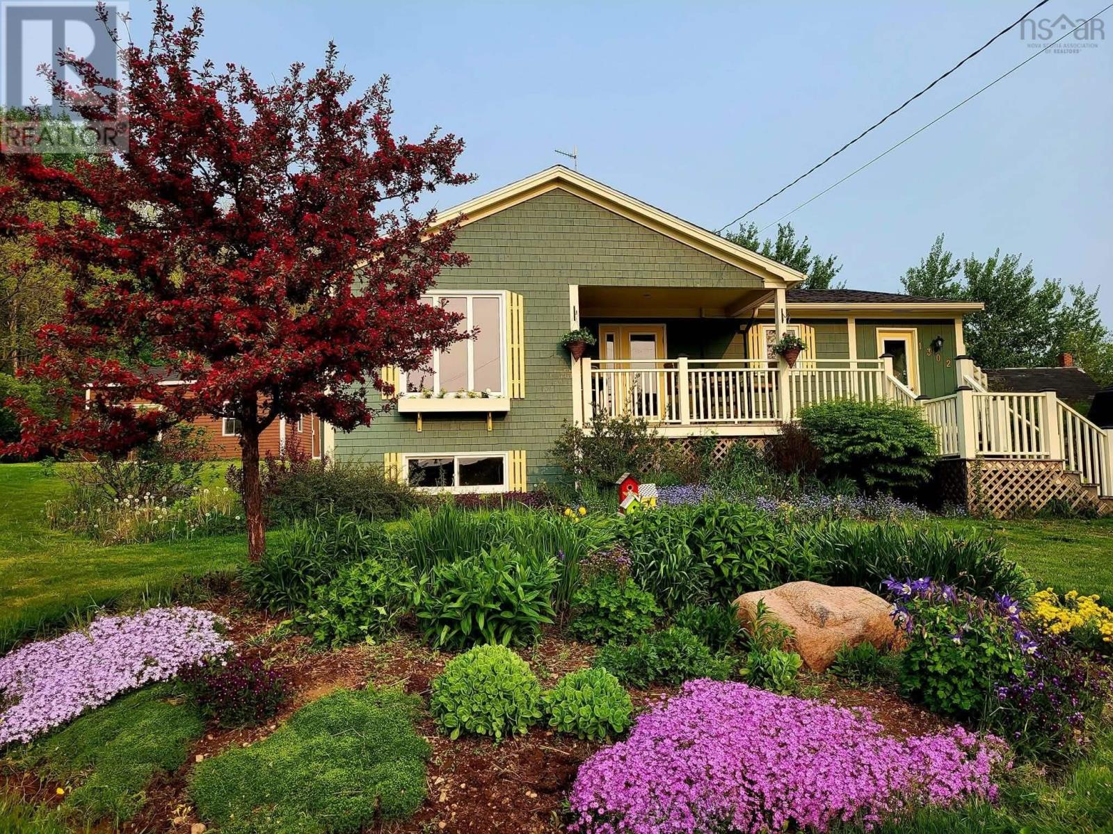 1302 MacGarry Road, Grand Étang, Nova Scotia