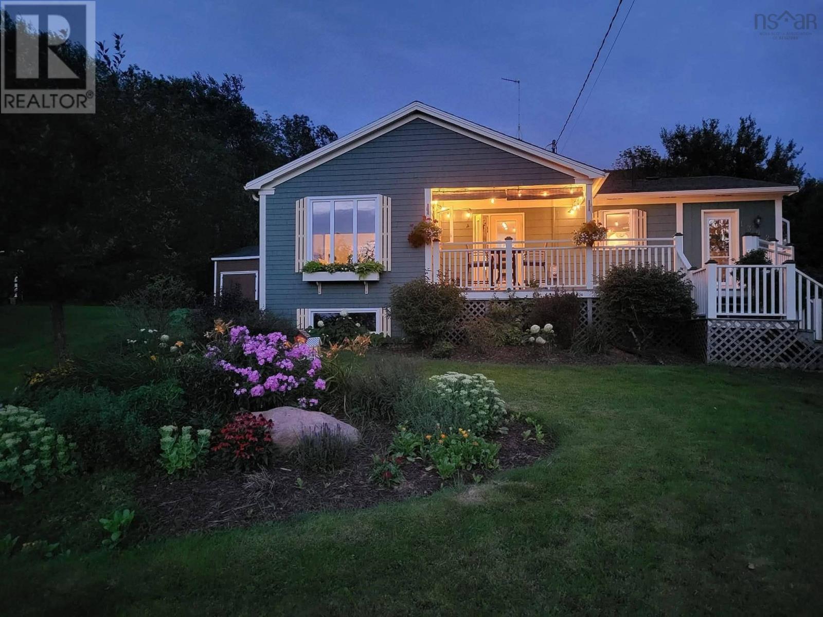 1302 Macgarry Road, Grand Étang, Nova Scotia  B0E 1H0 - Photo 3 - 202602749