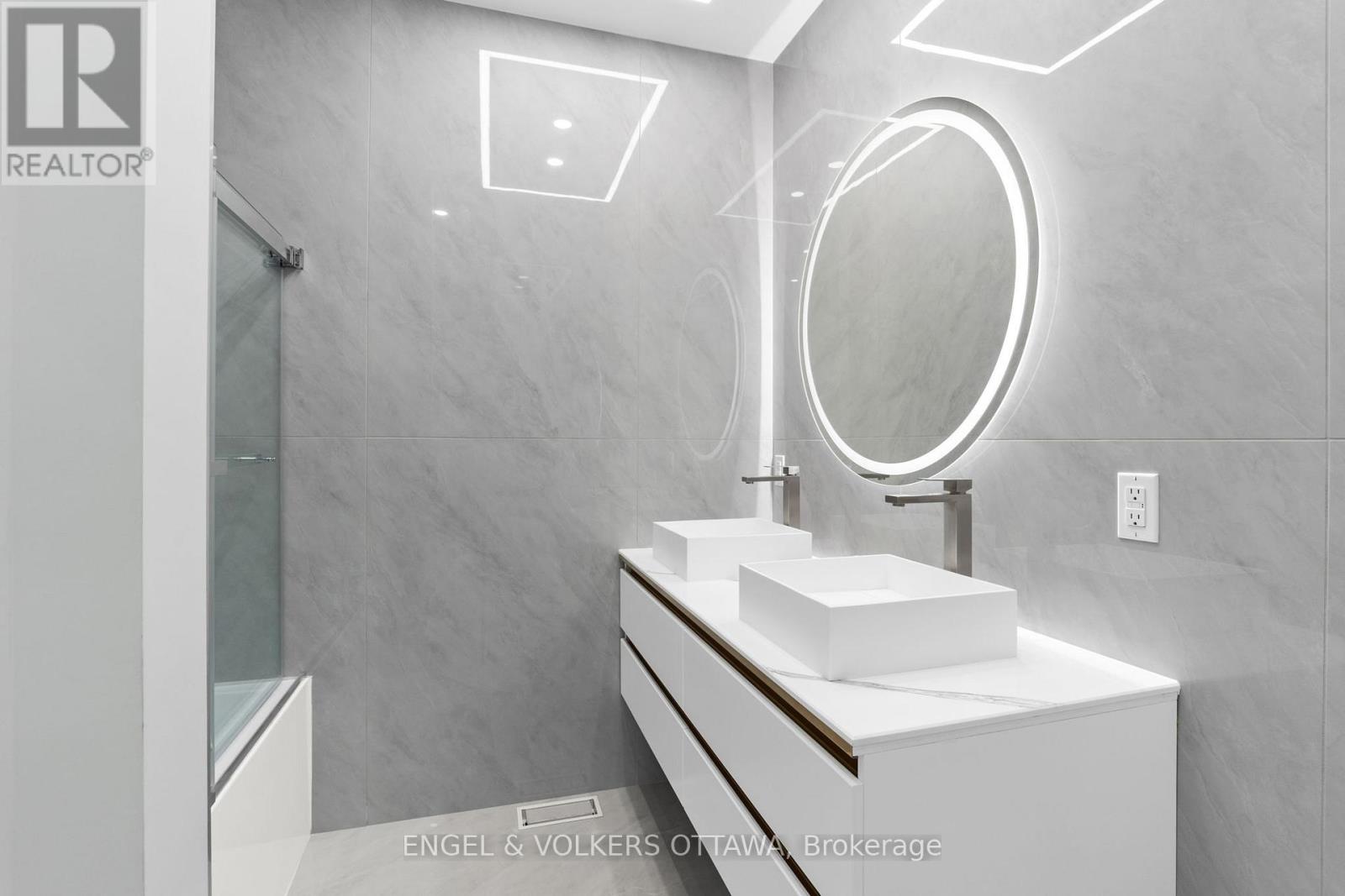 258 Northwestern Avenue, Ottawa, Ontario  K1Y 0M3 - Photo 23 - X12789428