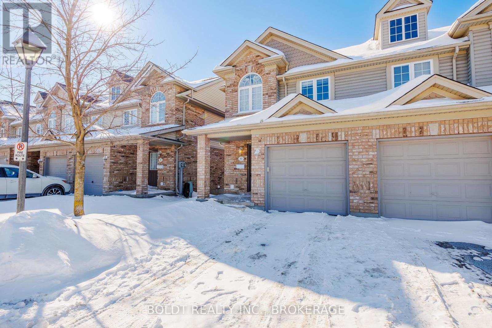 102 - 1155 Gordon Street, Guelph, Ontario  N1L 1S8 - Photo 2 - X12789450