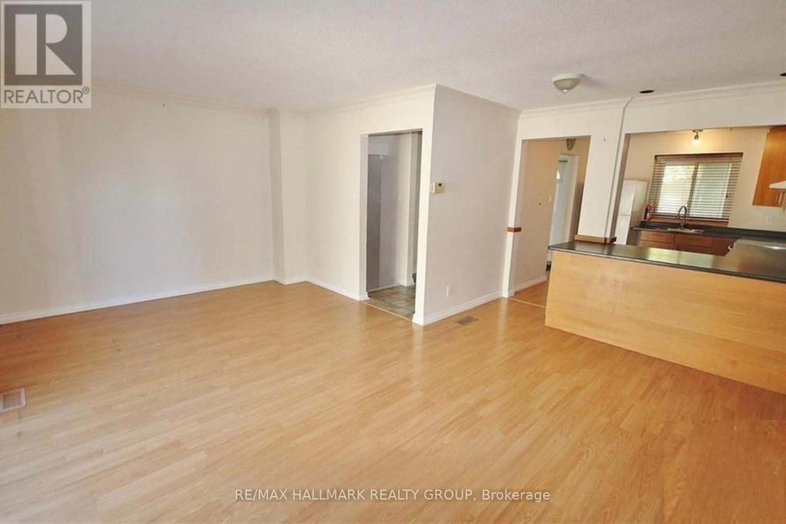 457 D Moodie Drive S, Ottawa, Ontario  K2H 8T6 - Photo 6 - X12648266