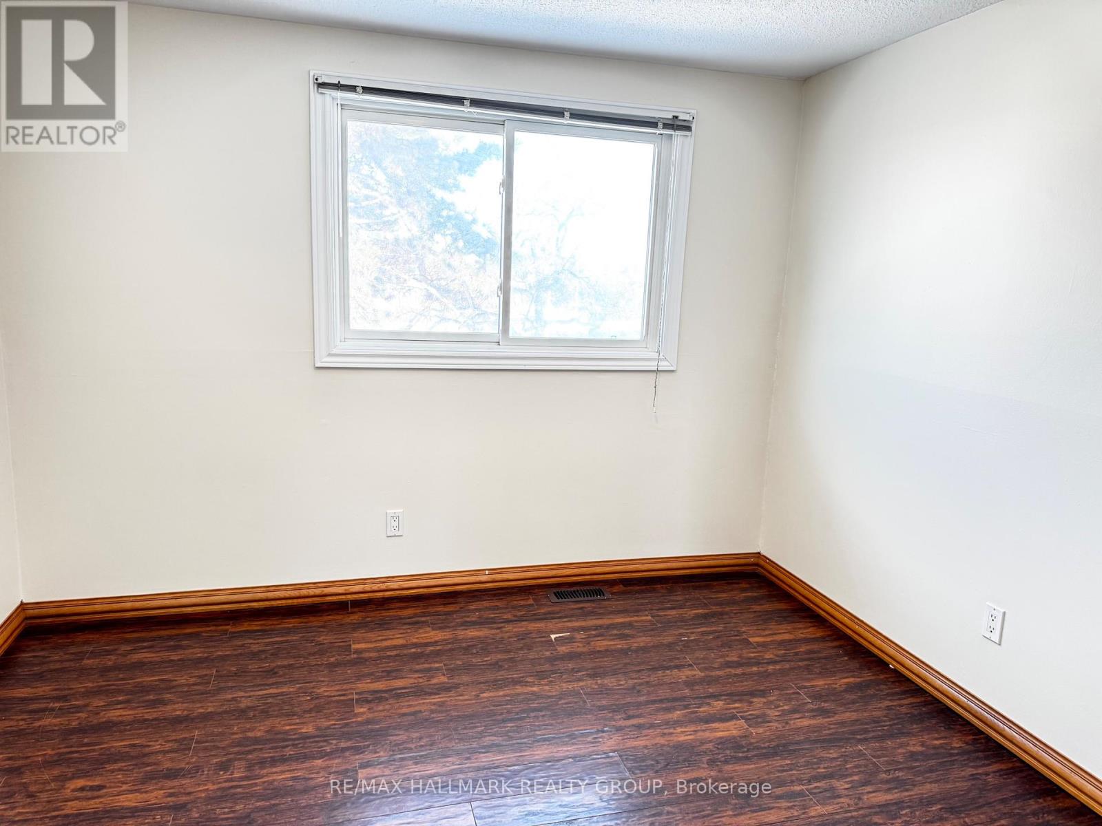 457 D Moodie Drive S, Ottawa, Ontario  K2H 8T6 - Photo 18 - X12648266