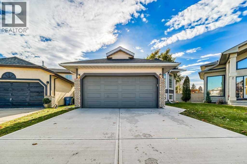 222 Diamond Court Se, Calgary, Alberta  T2C 7C7 - Photo 2 - A2282247