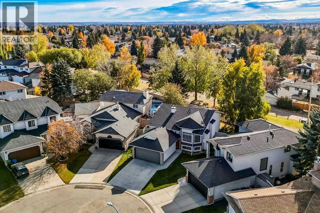 222 Diamond Court Se, Calgary, Alberta  T2C 7C7 - Photo 3 - A2282247