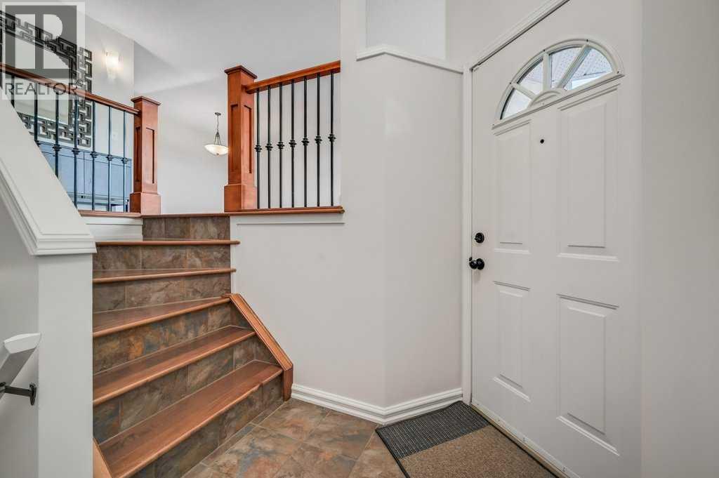 222 Diamond Court Se, Calgary, Alberta  T2C 7C7 - Photo 5 - A2282247