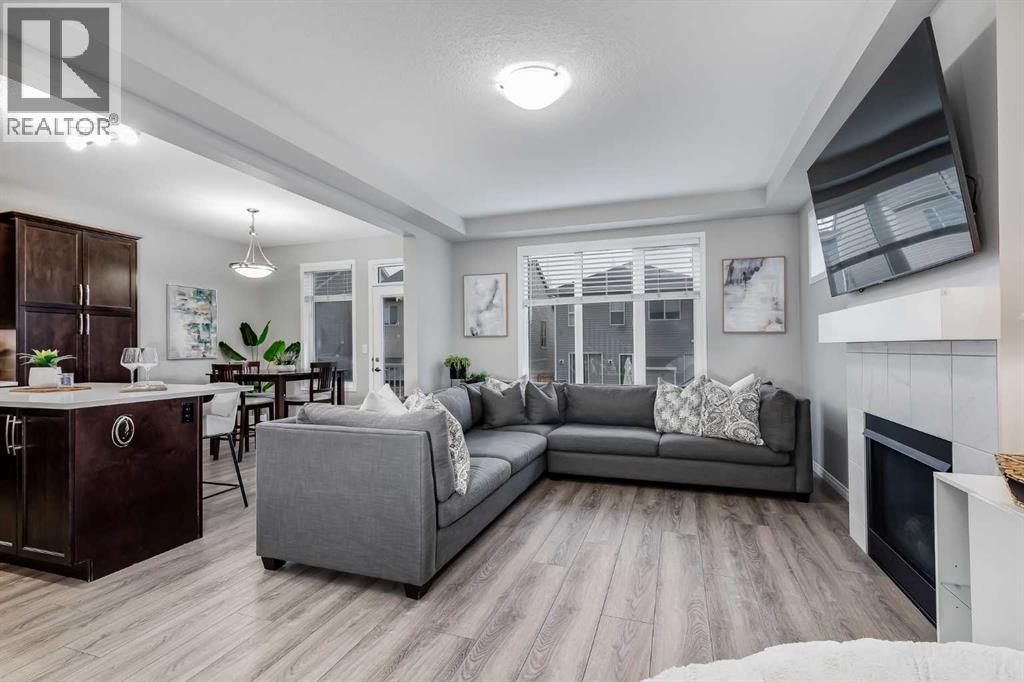 22 Osborne Common Sw, Airdrie, Alberta  T4B 5E3 - Photo 6 - A2285131