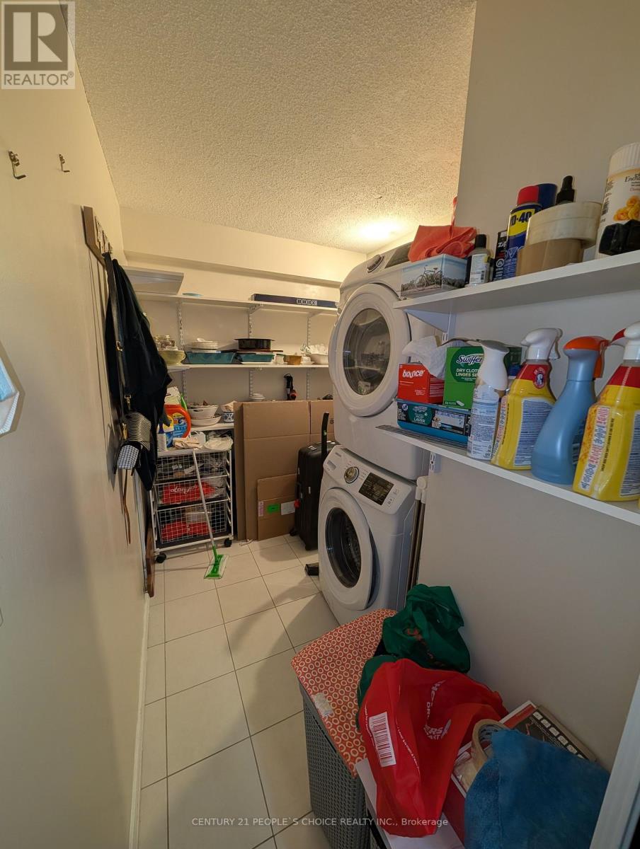 403 - 30 Greenfield Avenue, Toronto, Ontario  M2N 6N3 - Photo 7 - C12789422