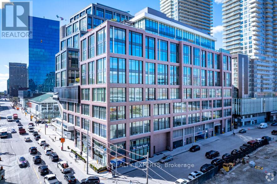 502 - 130 Queens Quay E, Toronto, Ontario  M5A 3Y5 - Photo 2 - C12789424