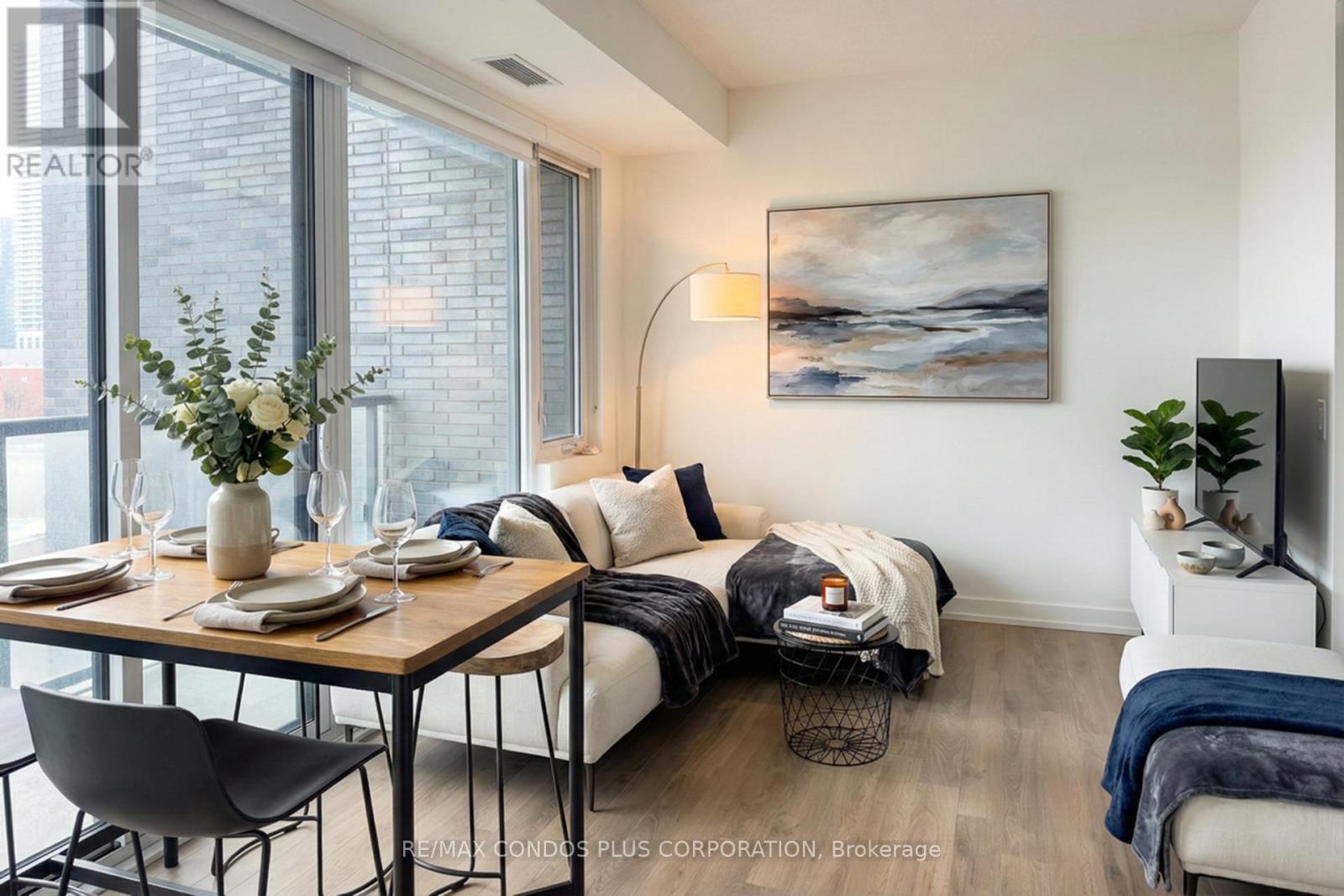 624 - 158 Front Street E, Toronto, Ontario  M5A 0K9 - Photo 4 - C12789470