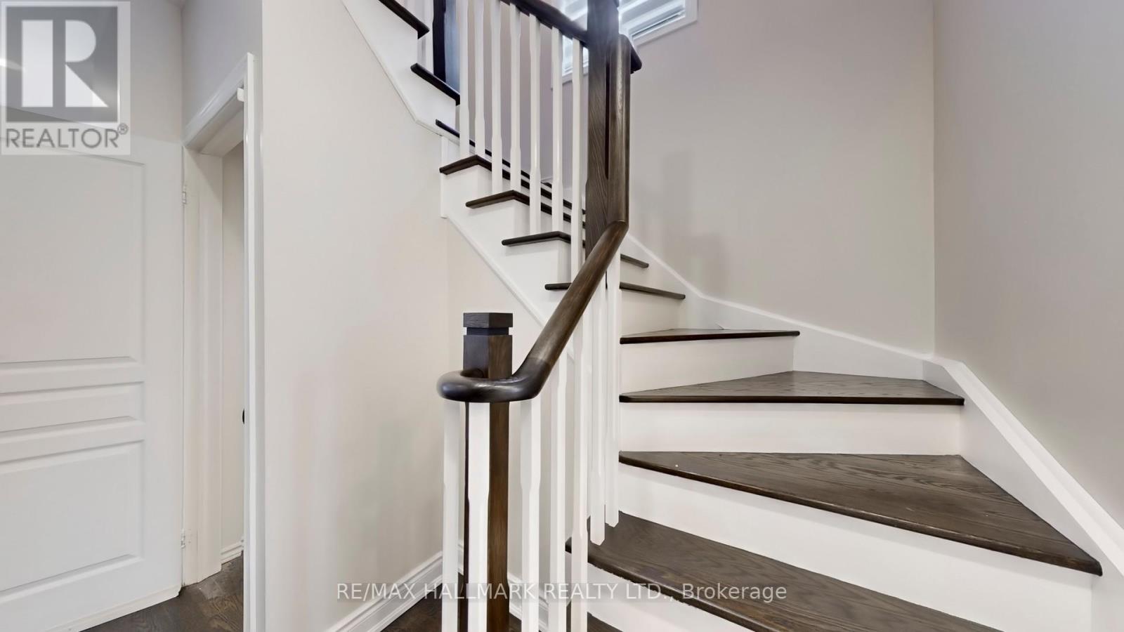 11 Martina Crescent, Vaughan, Ontario  L4H 3B6 - Photo 12 - N12789394