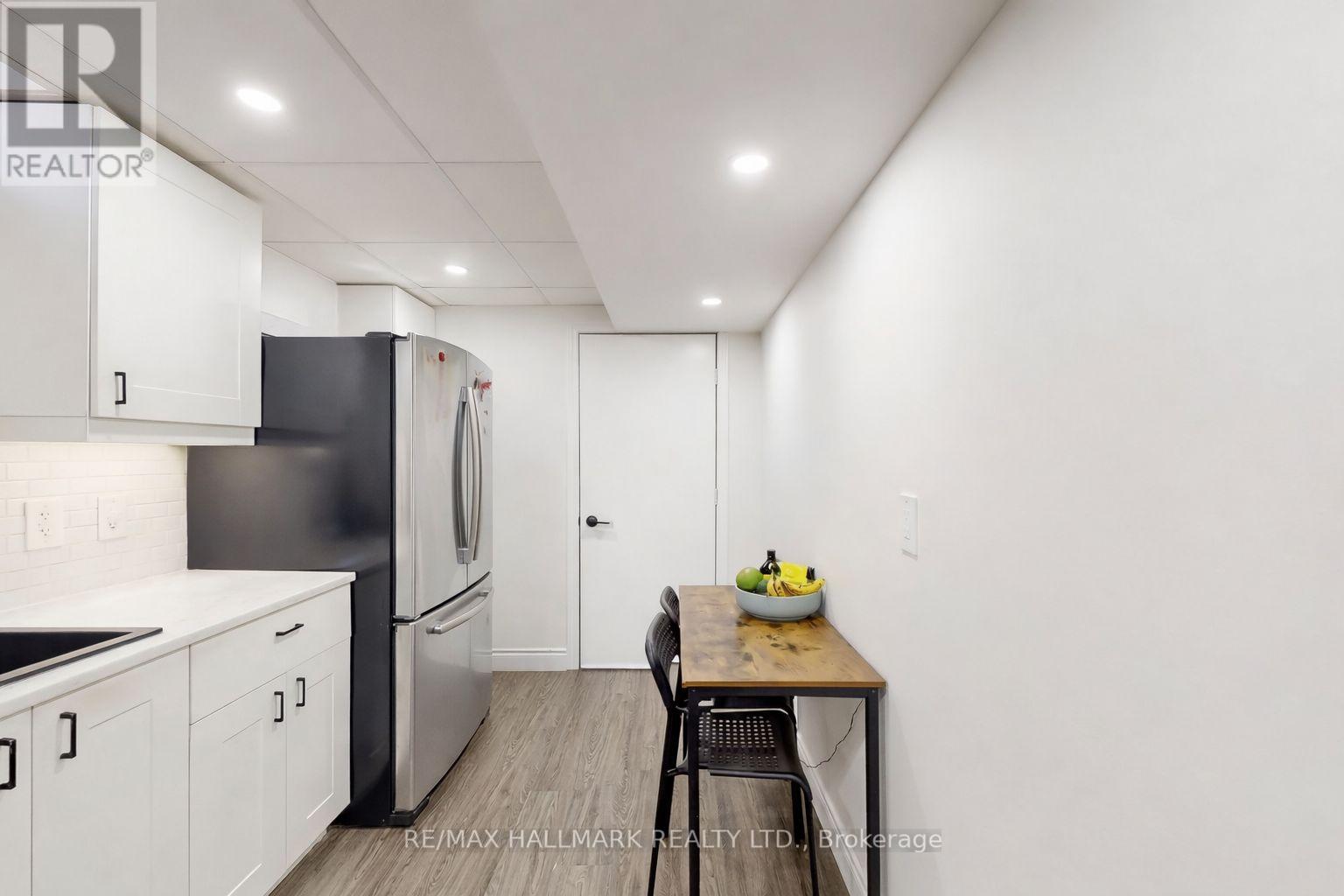 11 Martina Crescent, Vaughan, Ontario  L4H 3B6 - Photo 29 - N12789394