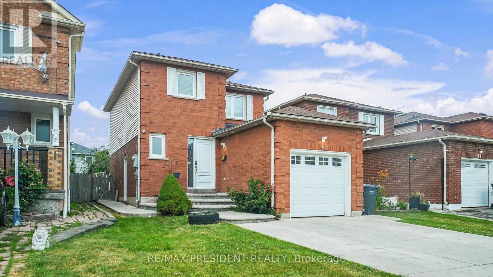 41 STALBRIDGE AVENUE, Brampton, Ontario