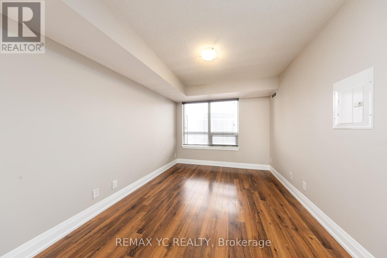 1001 - 1 De Boers Drive, Toronto, Ontario  M3J 0G6 - Photo 14 - W12789388