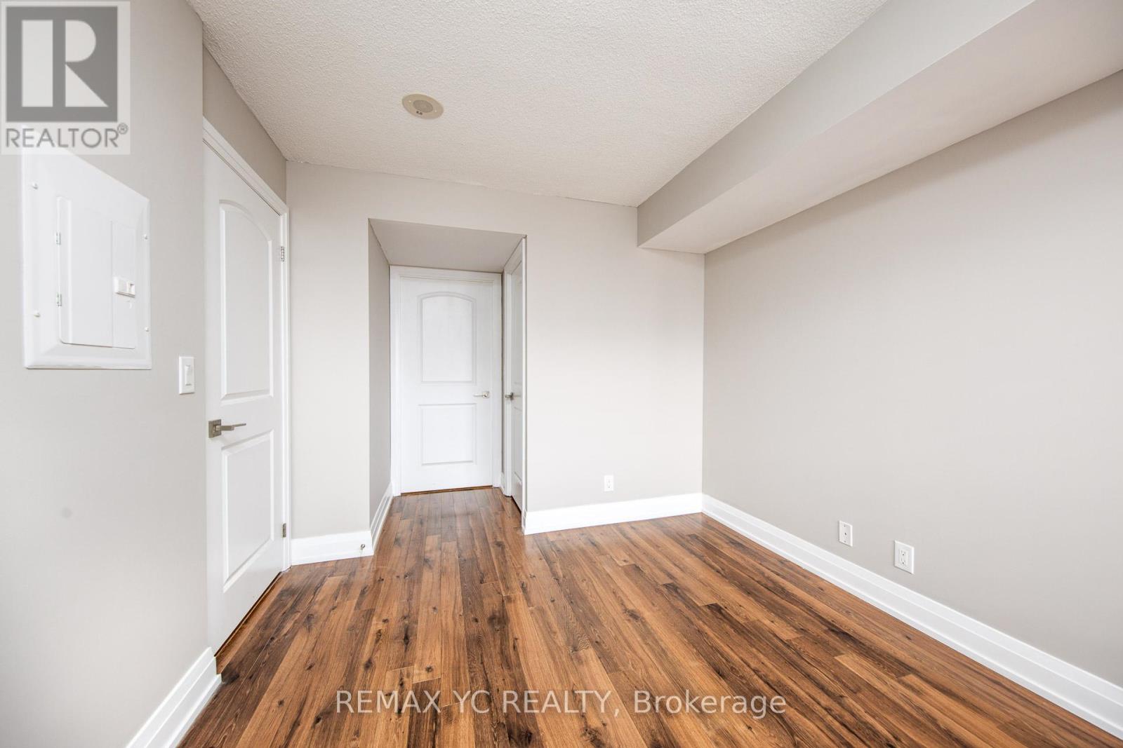 1001 - 1 De Boers Drive, Toronto, Ontario  M3J 0G6 - Photo 15 - W12789388