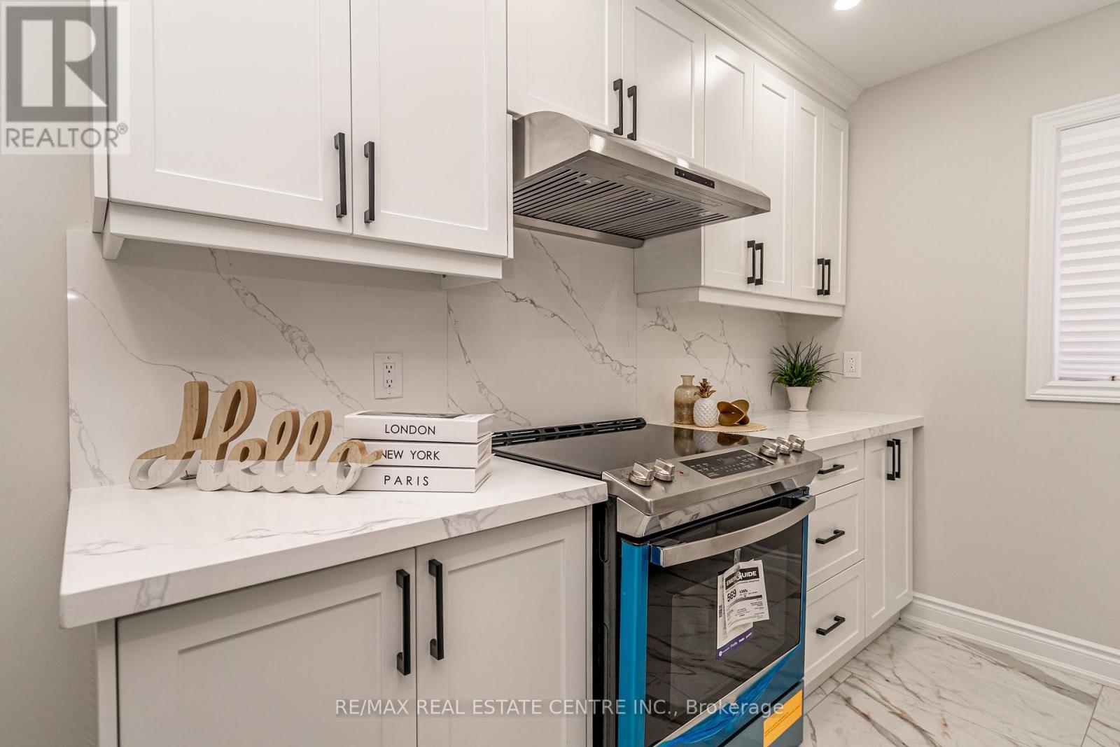 20 Hayden Court, Brampton, Ontario  L6S 1Y3 - Photo 14 - W12789396