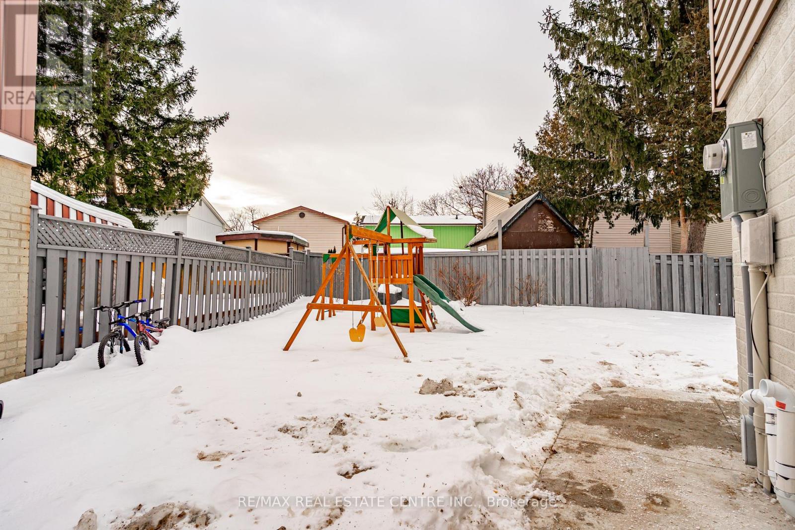 20 Hayden Court, Brampton, Ontario  L6S 1Y3 - Photo 39 - W12789396