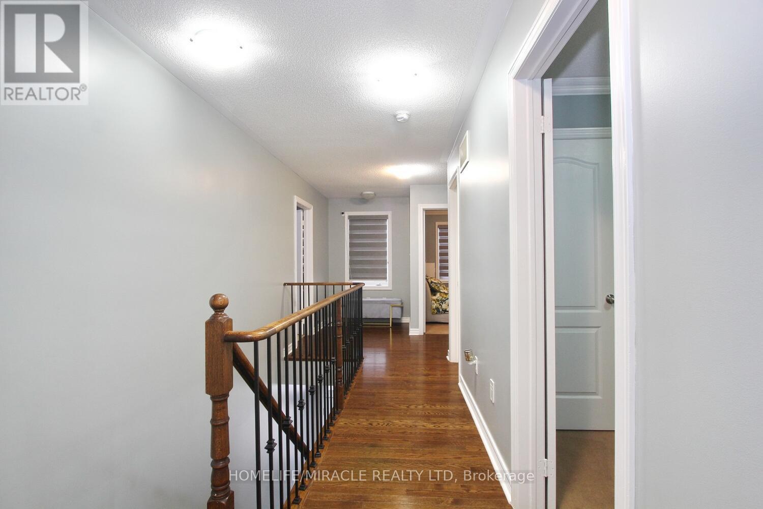 11 Bluffmeadow Street, Brampton, Ontario  L6P 3K3 - Photo 34 - W12789410