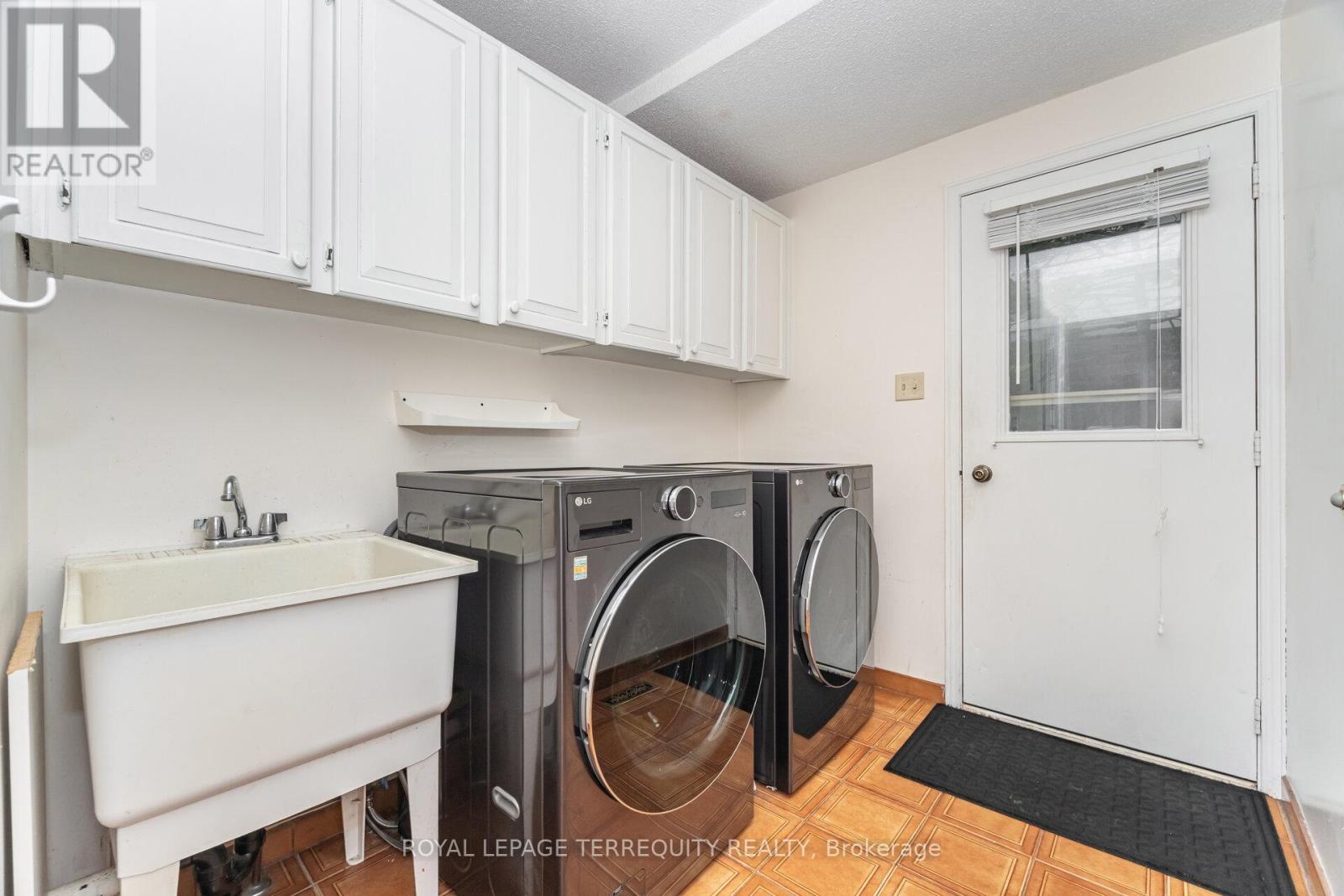 4085 Wheelwright Crescent, Mississauga, Ontario  L5L 2X3 - Photo 18 - W12789432