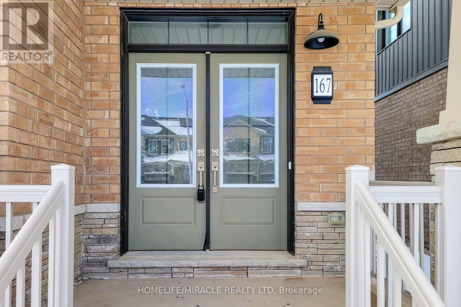 167 Keelson Street, Welland, Ontario  L3B 6C5 - Photo 2 - X12789408