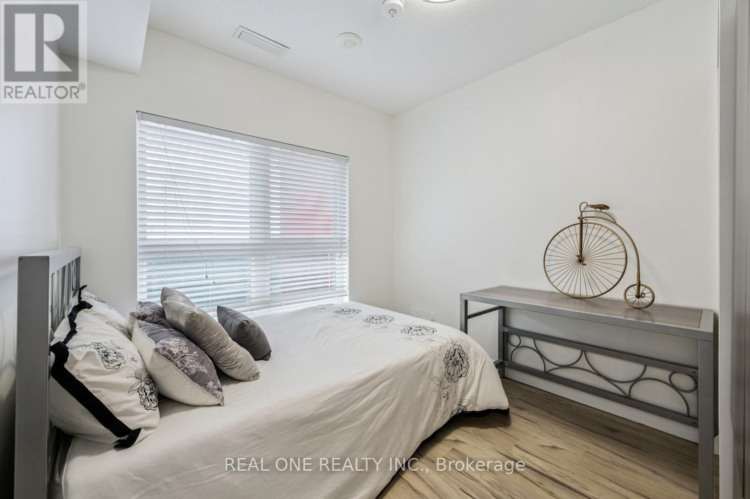 287 - 258b Sunview Street, Waterloo, Ontario  N2L 3V9 - Photo 16 - X12789418