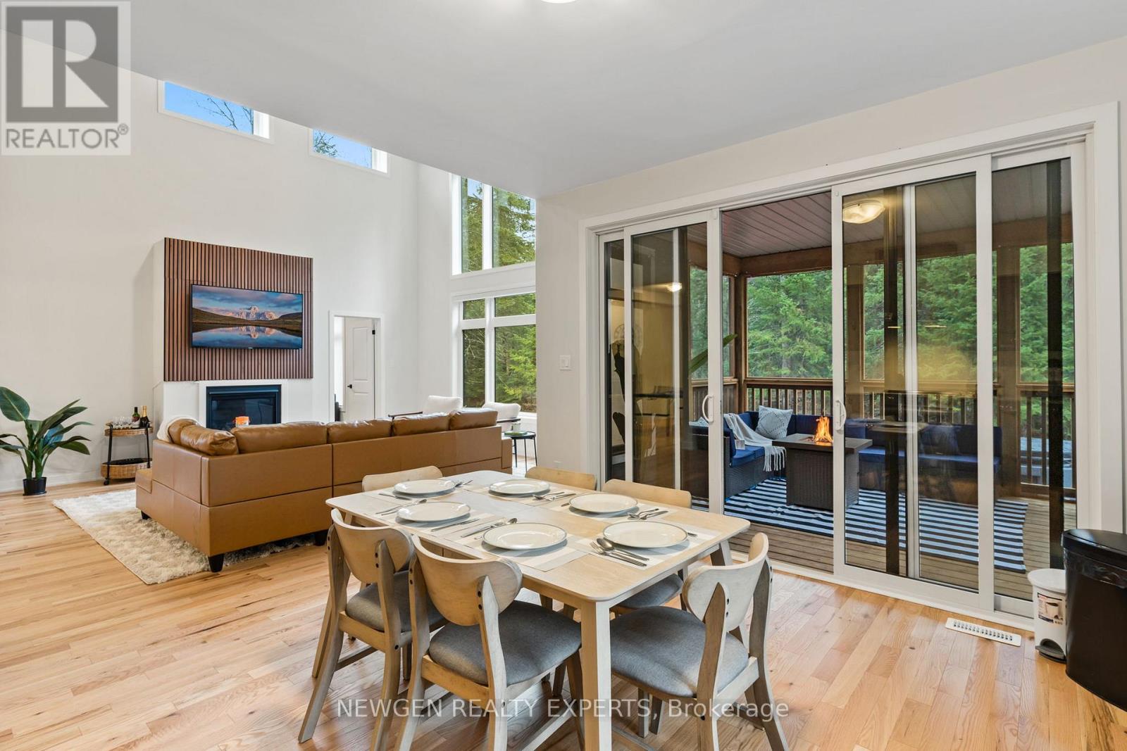 1049 Greensview Drive, Lake Of Bays, Ontario P1H 0K1 - Photo 28 - X12789460