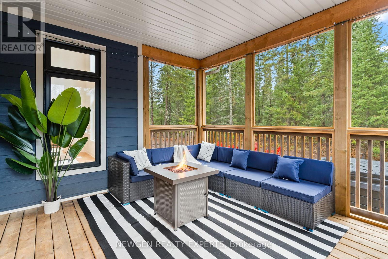 1049 Greensview Drive, Lake Of Bays, Ontario P1H 0K1 - Photo 38 - X12789460