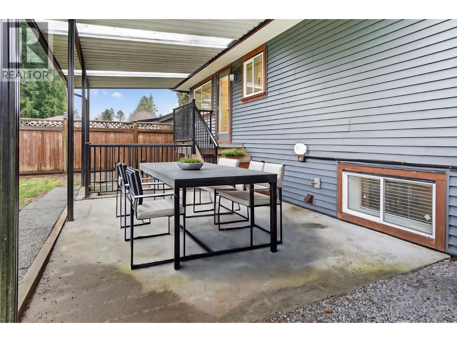 12106 214 Street, Maple Ridge, British Columbia  V2X 5E1 - Photo 29 - R3089559