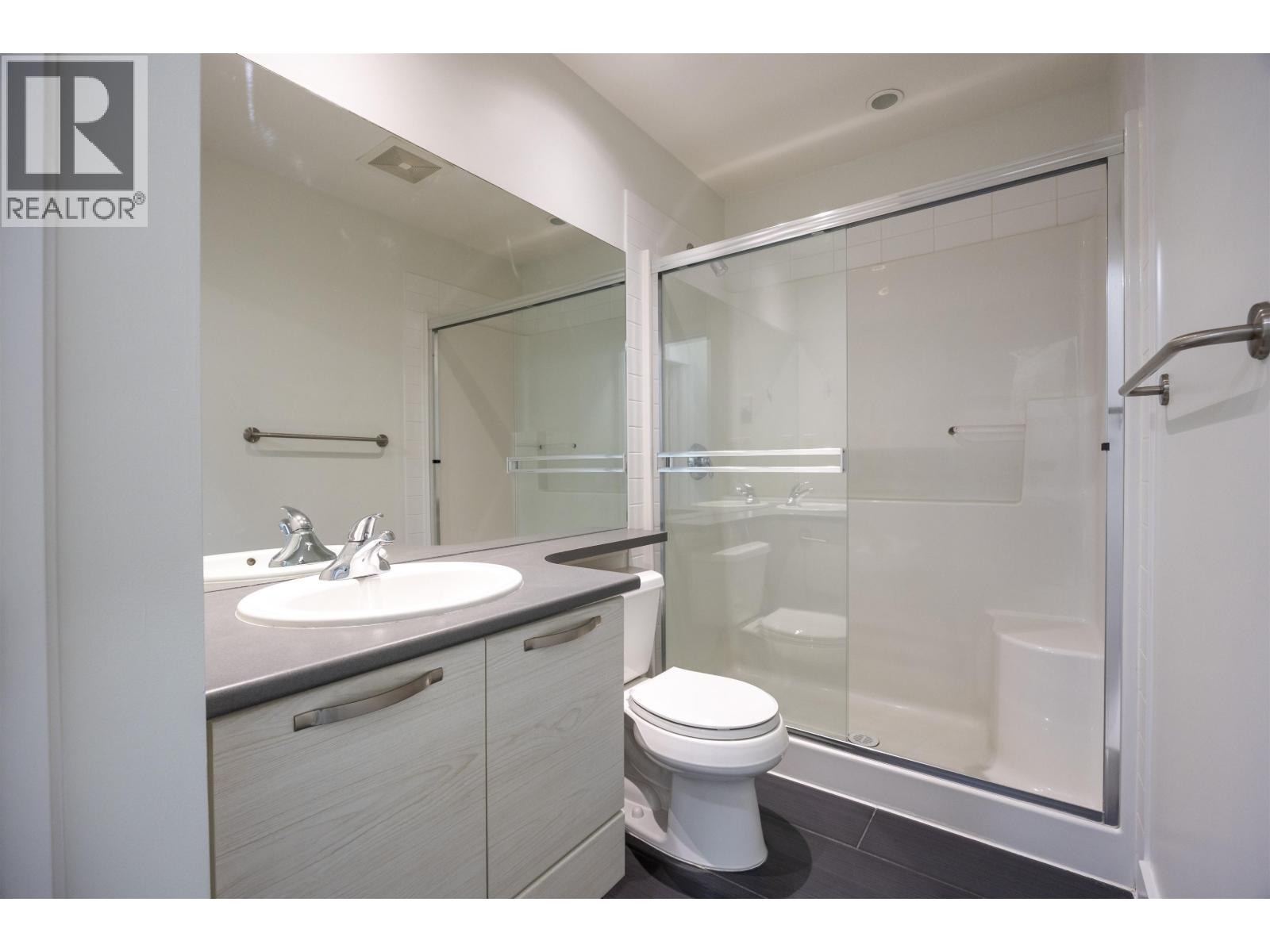 311 7428 Byrnepark Walk, Burnaby, British Columbia  V3N 0B4 - Photo 14 - R3089489