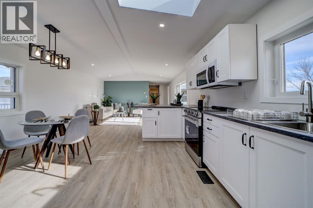 319 Minto Street, Granum, Alberta  T0L 1A0 - Photo 13 - A2285997