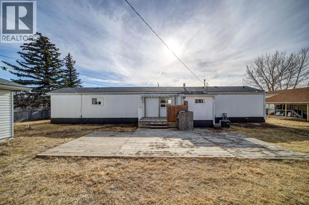319 Minto Street, Granum, Alberta  T0L 1A0 - Photo 29 - A2285997
