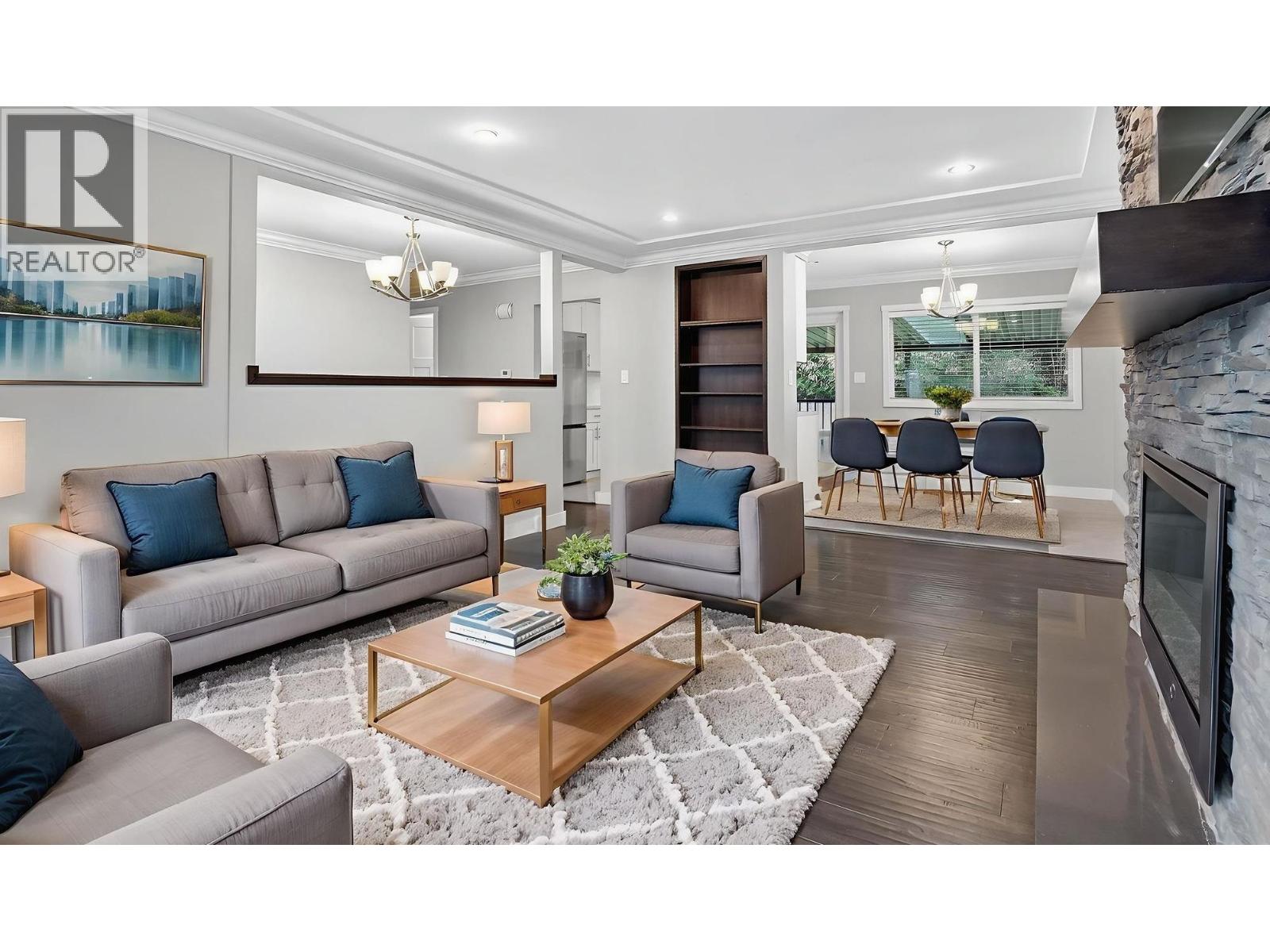 12106 214 Street, Maple Ridge, British Columbia  V2X 5E1 - Photo 5 - R3089559