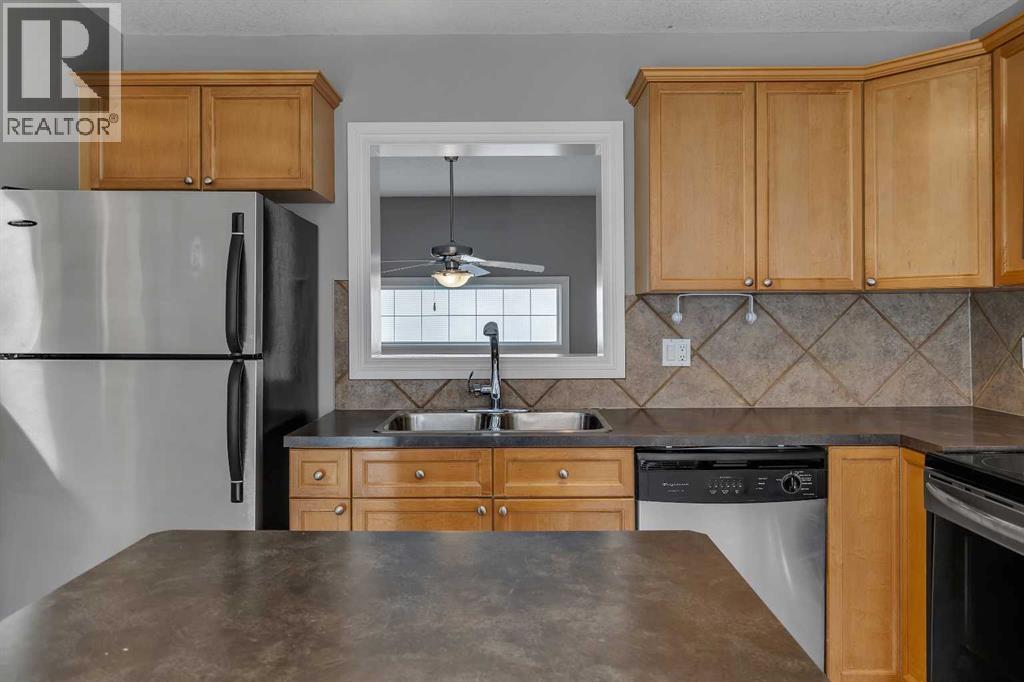 69 Cougar Ridge Mews Sw, Calgary, Alberta T3H 5P3 - Photo 15 - A2286177