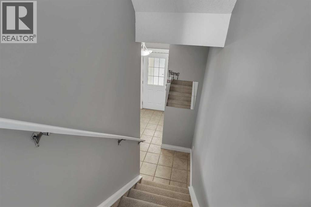 69 Cougar Ridge Mews Sw, Calgary, Alberta T3H 5P3 - Photo 7 - A2286177