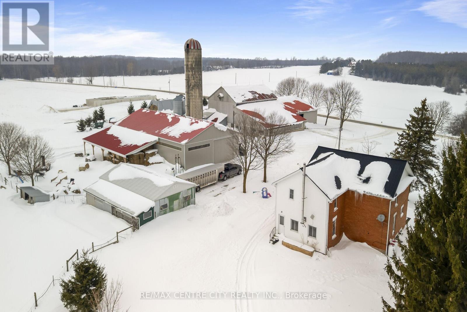 5205 13TH LINE, Minto, Ontario