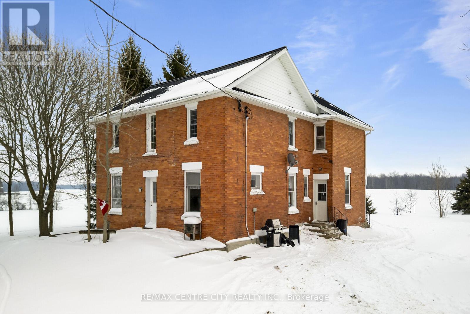 5205 13th Line, Minto, Ontario  N0G 1Z0 - Photo 10 - X12789516