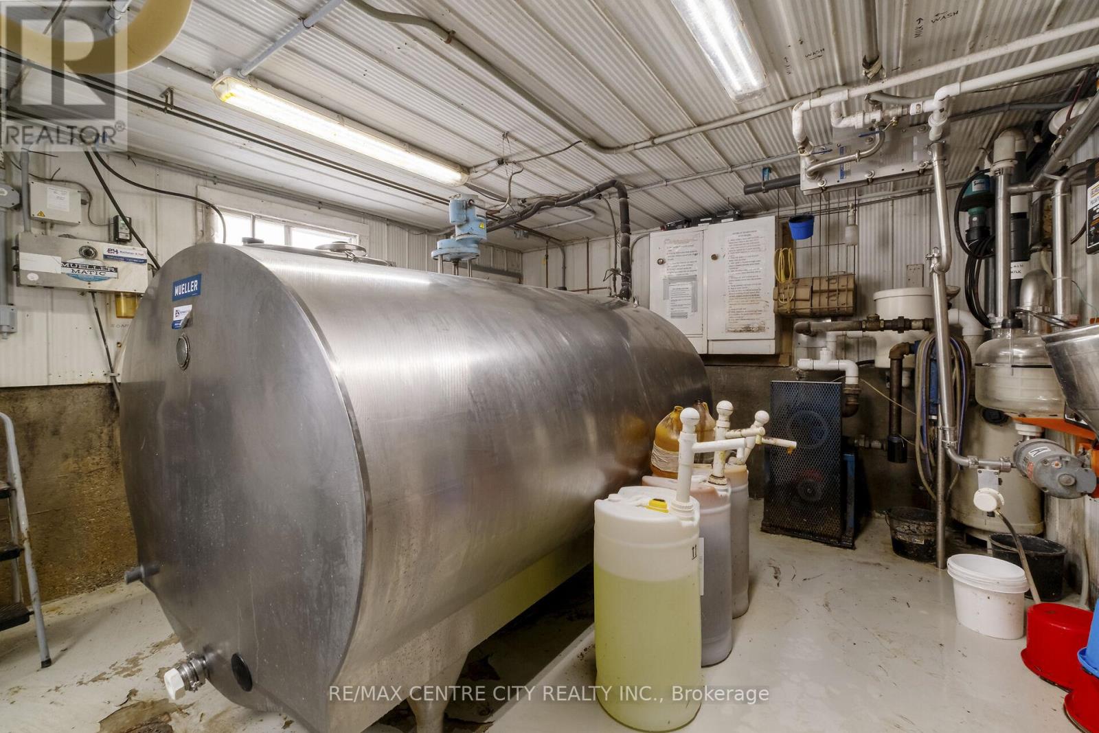 5205 13th Line, Minto, Ontario  N0G 1Z0 - Photo 16 - X12789516