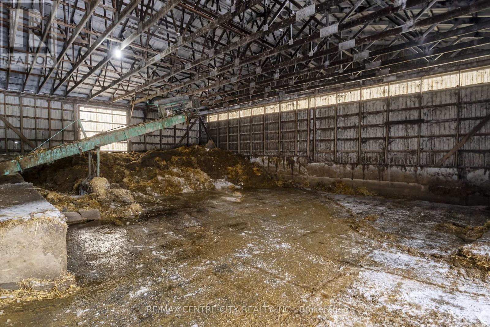 5205 13th Line, Minto, Ontario  N0G 1Z0 - Photo 29 - X12789516