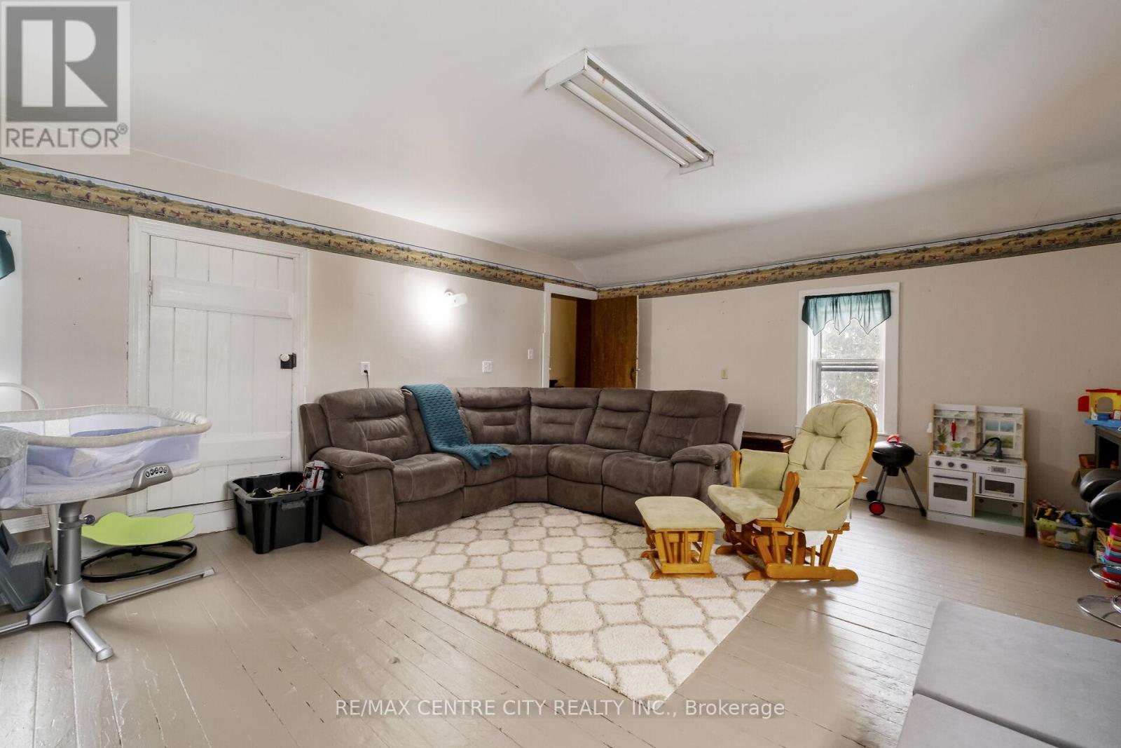 5205 13th Line, Minto, Ontario  N0G 1Z0 - Photo 42 - X12789516