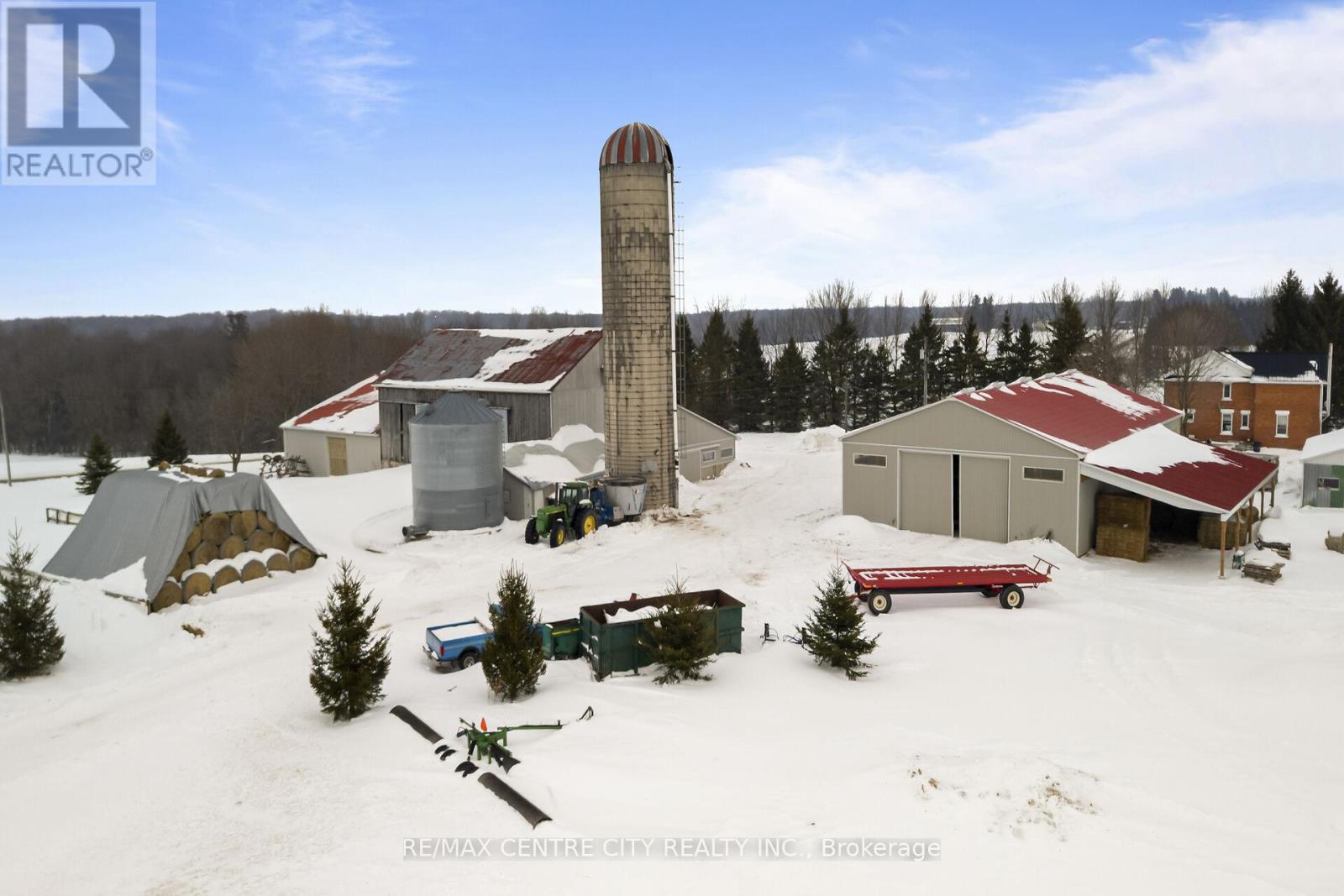 5205 13th Line, Minto, Ontario  N0G 1Z0 - Photo 6 - X12789516