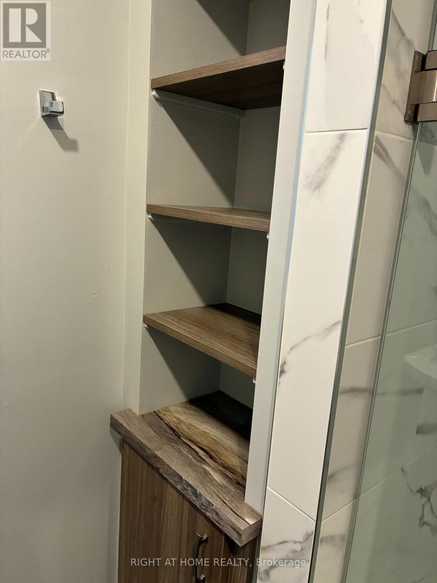 Main Floor - 36 Lawrence Avenue W, Toronto, Ontario  M5M 1A2 - Photo 19 - C12727040