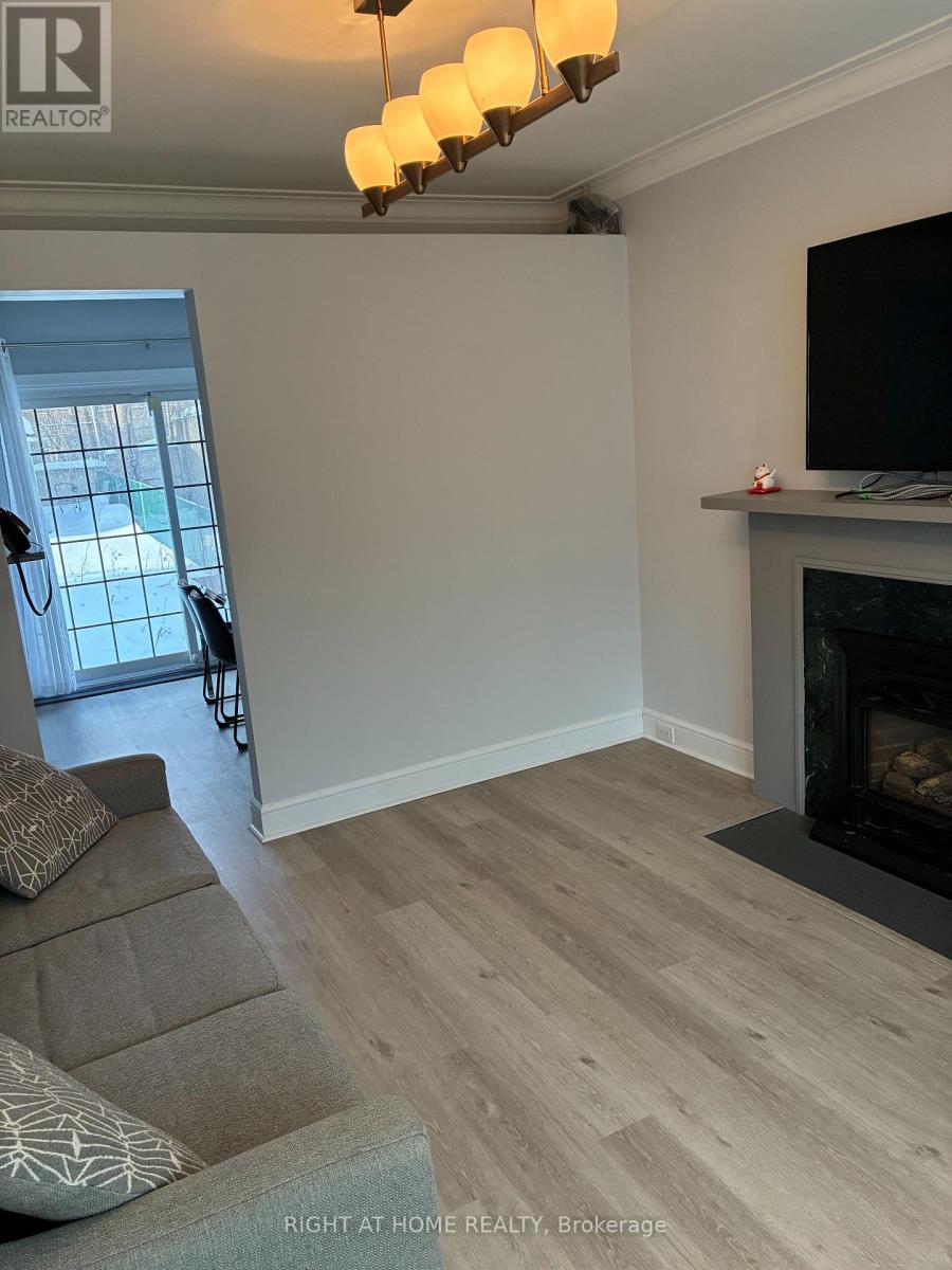 Main Floor - 36 Lawrence Avenue W, Toronto, Ontario  M5M 1A2 - Photo 6 - C12727040